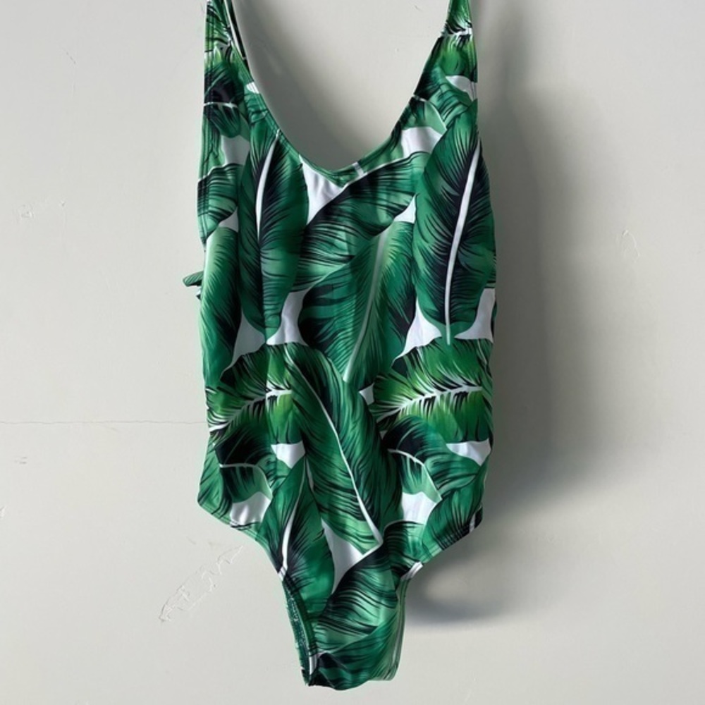 White Palm Print One Piece Swimsuit Size 12